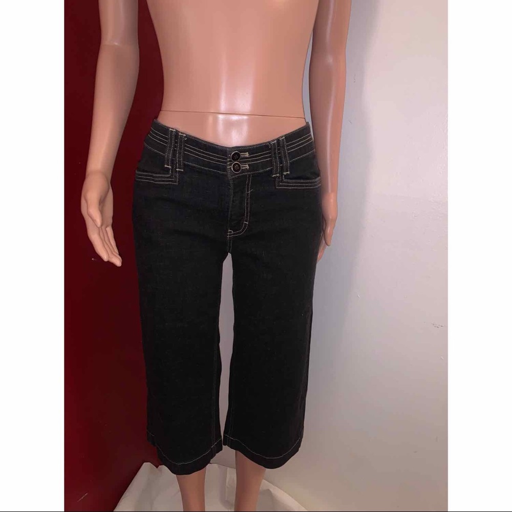 Women’s White House Black Market Cropped Jeans